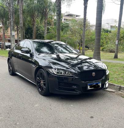 JAGUAR XE 2.0 16V INGENIUM P250 GASOLINA R-SPORT 4P AUTOMÁTICO